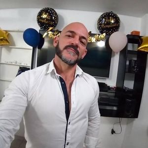 Meet your Posher, Tirso